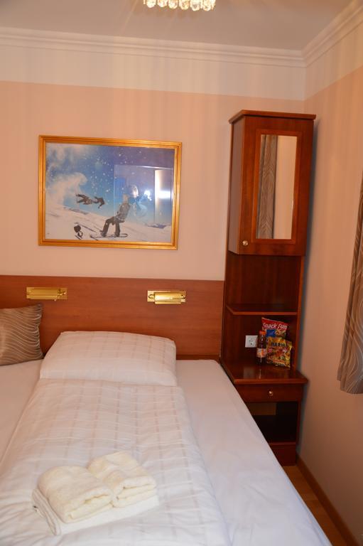 Private Room Pyrkerstrasse Bad Hofgastein Quarto foto