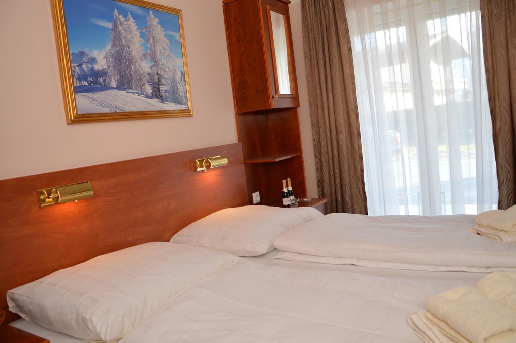 Private Room Pyrkerstrasse Bad Hofgastein Quarto foto